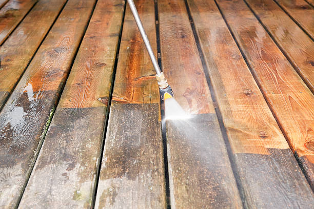 Best Deck Cleaning Services  in Sherman, IL